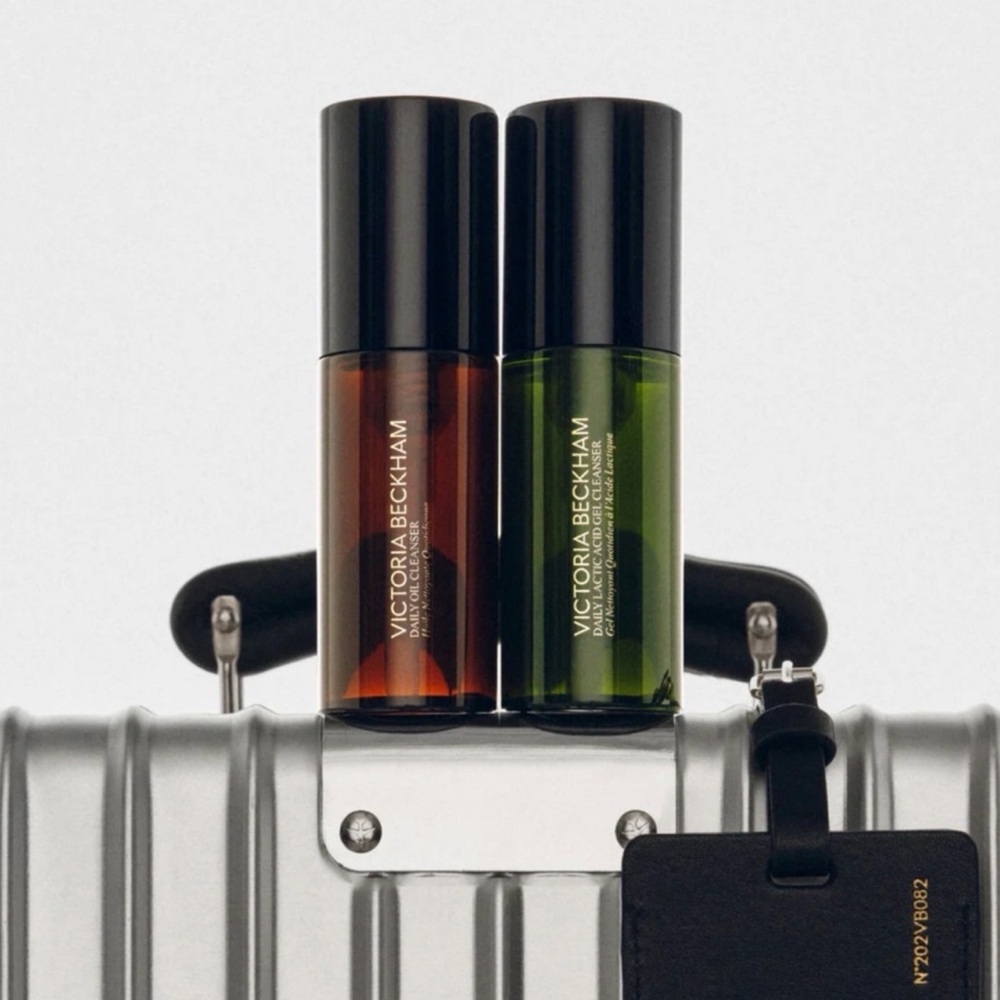 Victoria Beckham Beauty Daily Cleansing
Protocol Duo Set $75 Retail New in Box